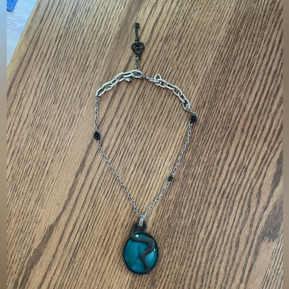Lucky Brand necklace 17 inch